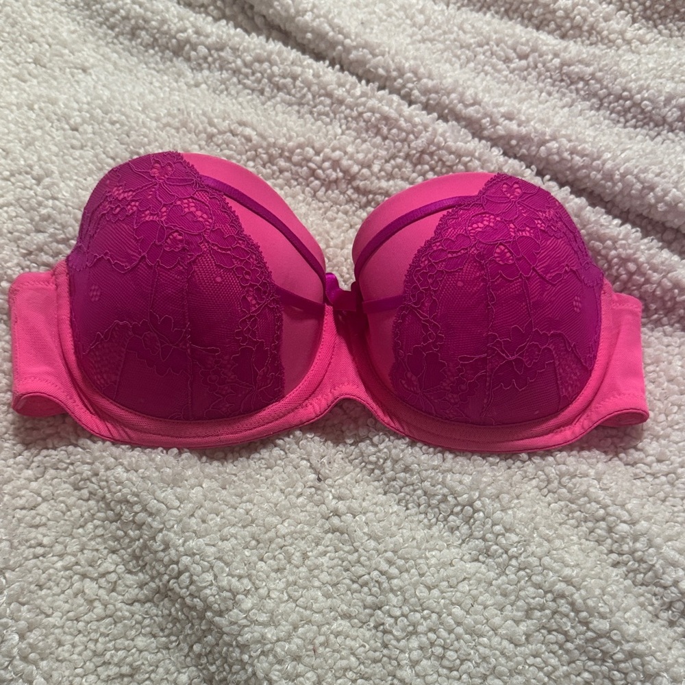 La SENZA Fuchsia Lace Strapless Bra